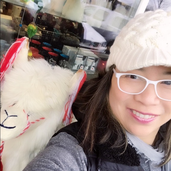 Meet your Posher, Annalyn - Picture 1 of 1